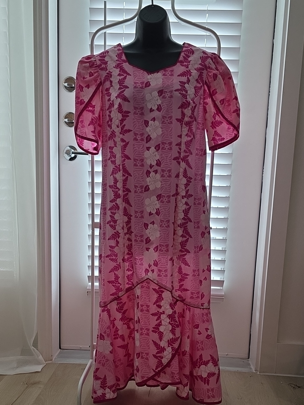 Vintage Shannon Marie Pink Hibiscus Hawaiian Muumuu Dress